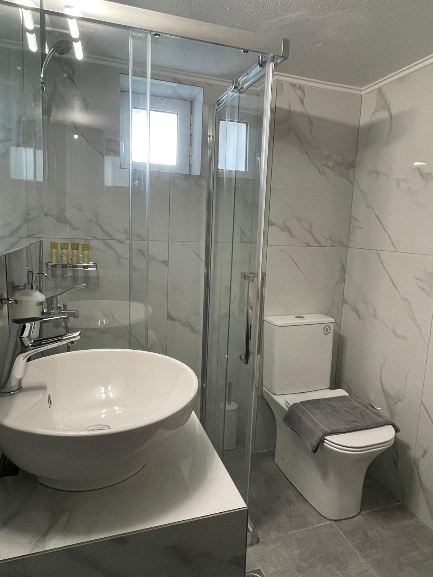 Dt Luxury Apartment Nea Peramos  Exterior photo